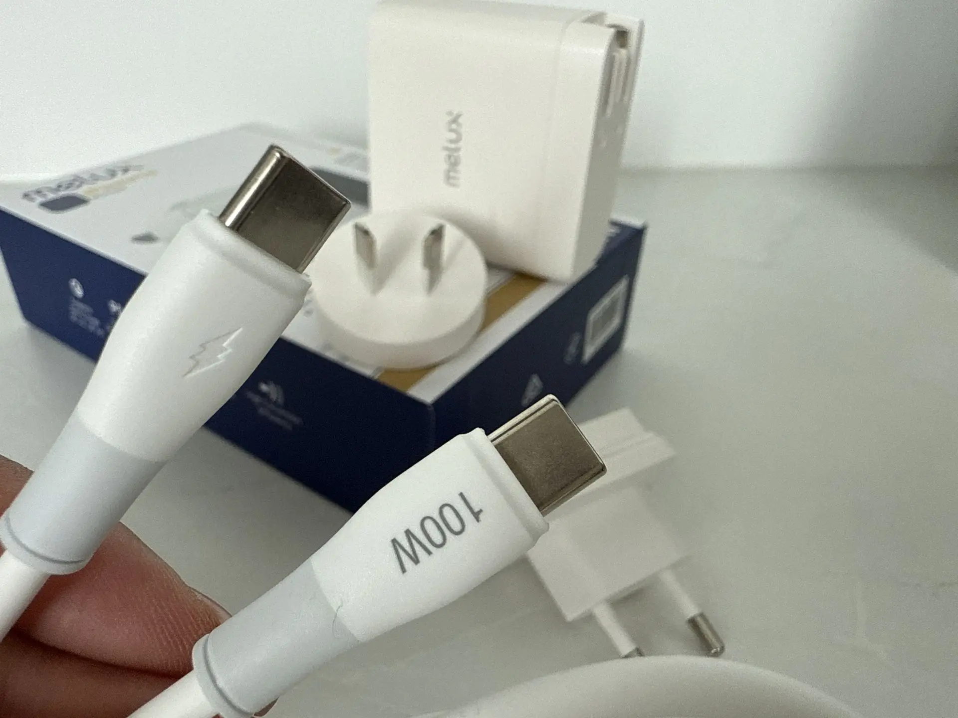 melux ePower 10 - In the box, photo 9