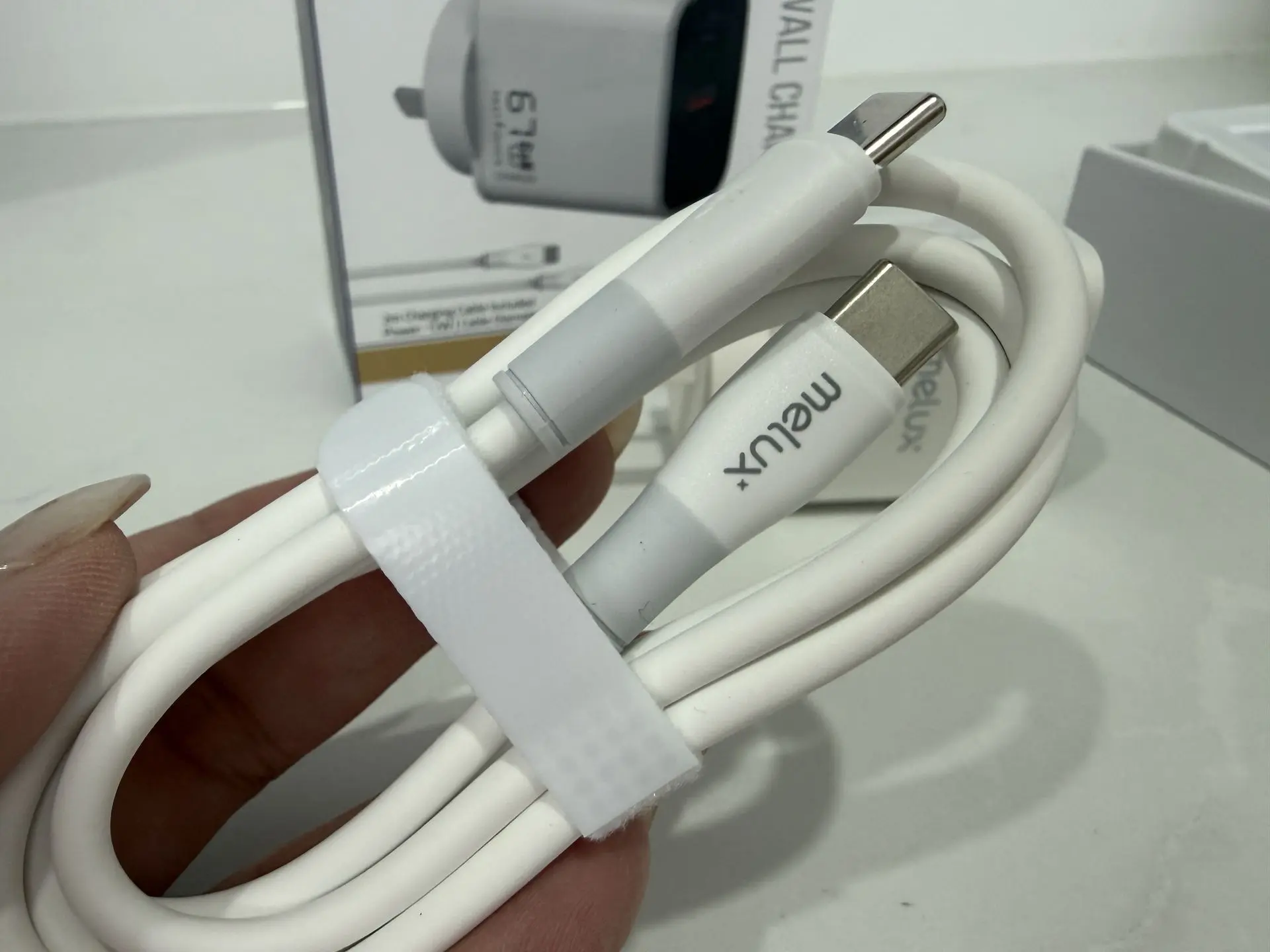 melux Wall Charger ePower 6 - In the box, photo 4